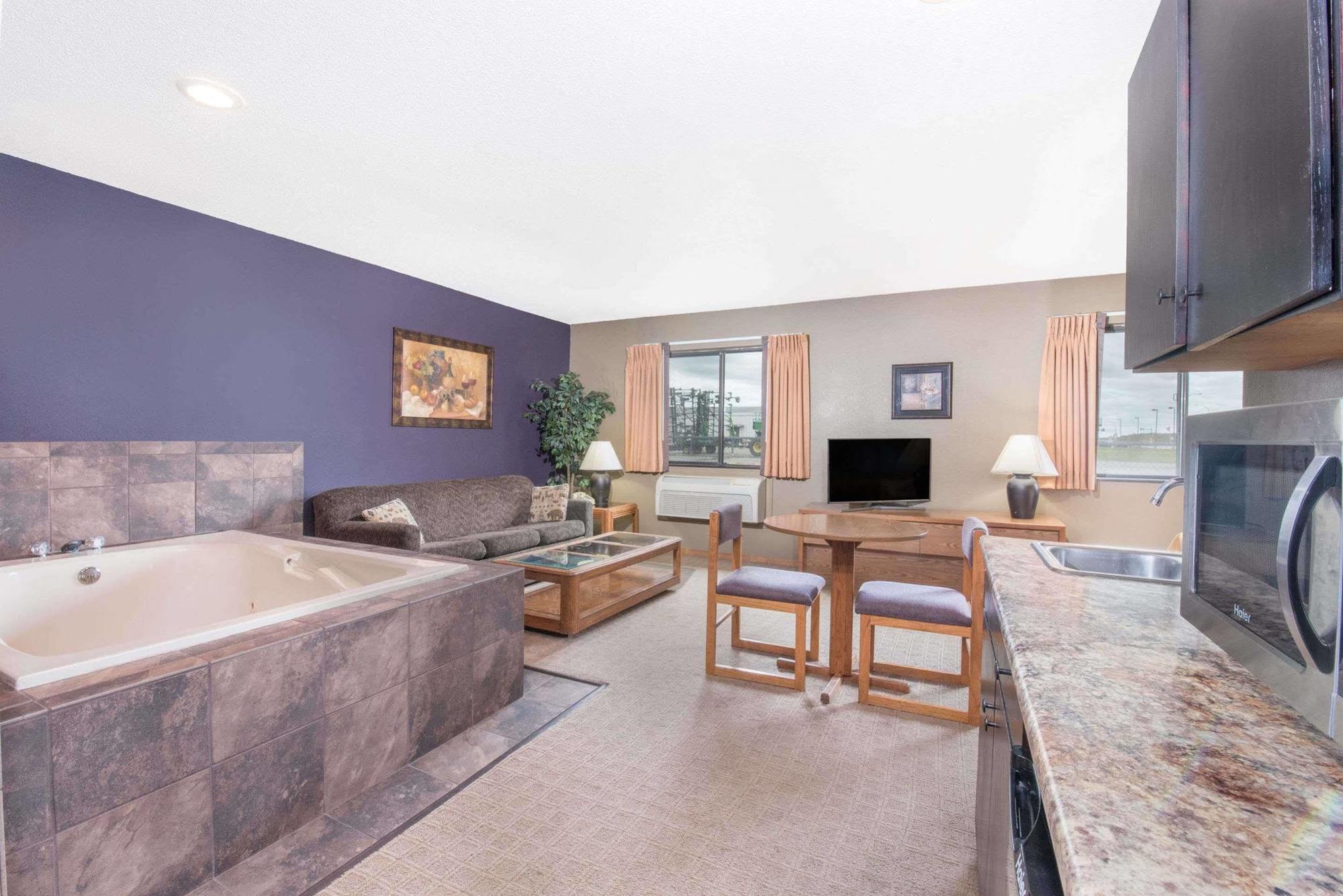 Super 8 By Wyndham Warroad Exterior foto